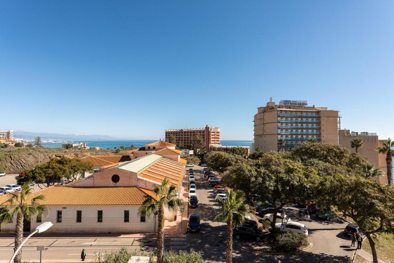 Benalmadena Beachfront Retreat Big Balcony And City Sea Views Apartment ภายนอก รูปภาพ